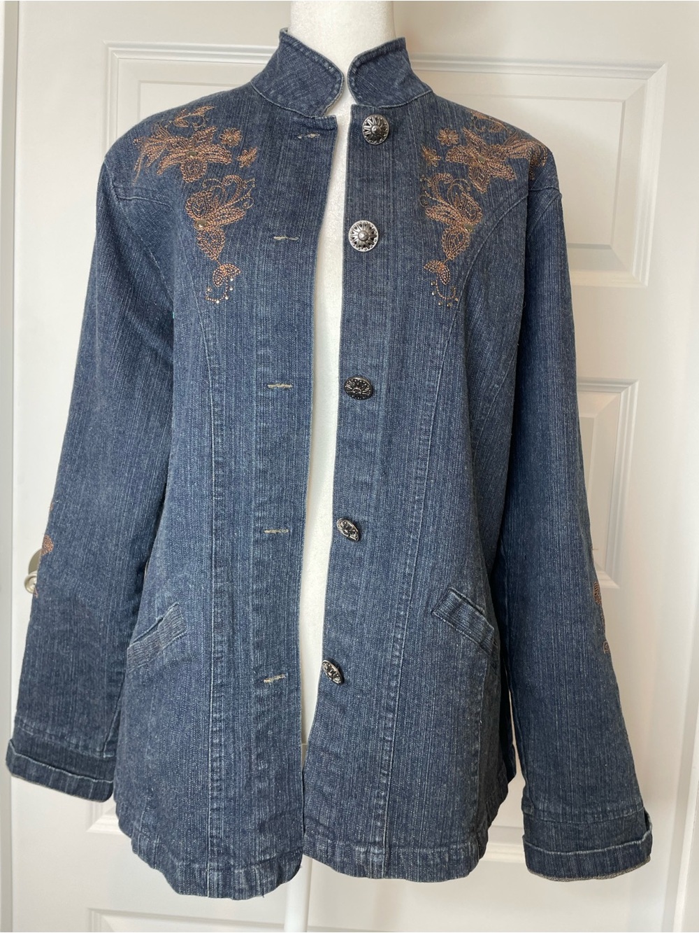 Decorated Original Embroidered Denim Jacket - Blue Size Medium - Picture 3 of 7